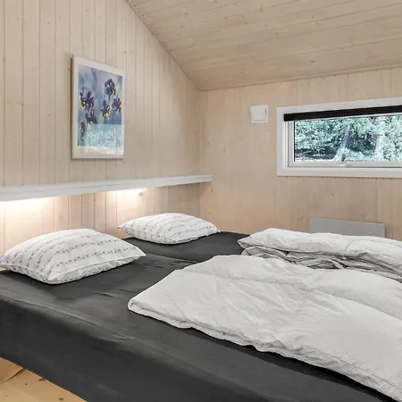 Дом отдыха Gorgeous Home In Nexo With Wifi Нексё