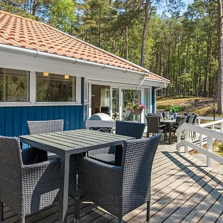 Gorgeous Home In Nexo With Wifi Дом отдыха Нексё