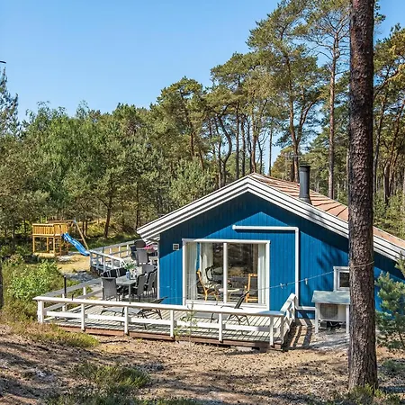 Дом отдыха Gorgeous Home In Nexo With Wifi *
